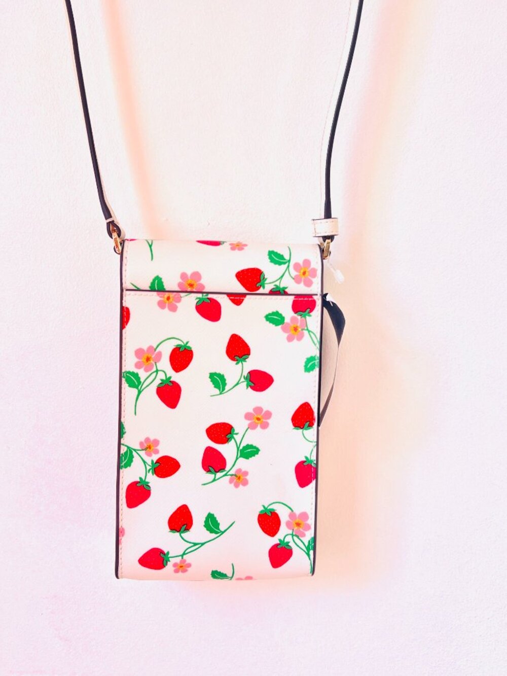 Kate Spade Strawberry Vine North South Phone Crossbody NWT - Picture 5 of 10